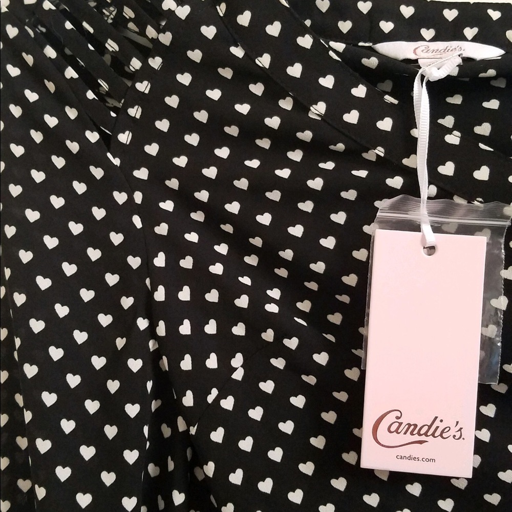 Candie’s 3/4 sleeve blouse heart print